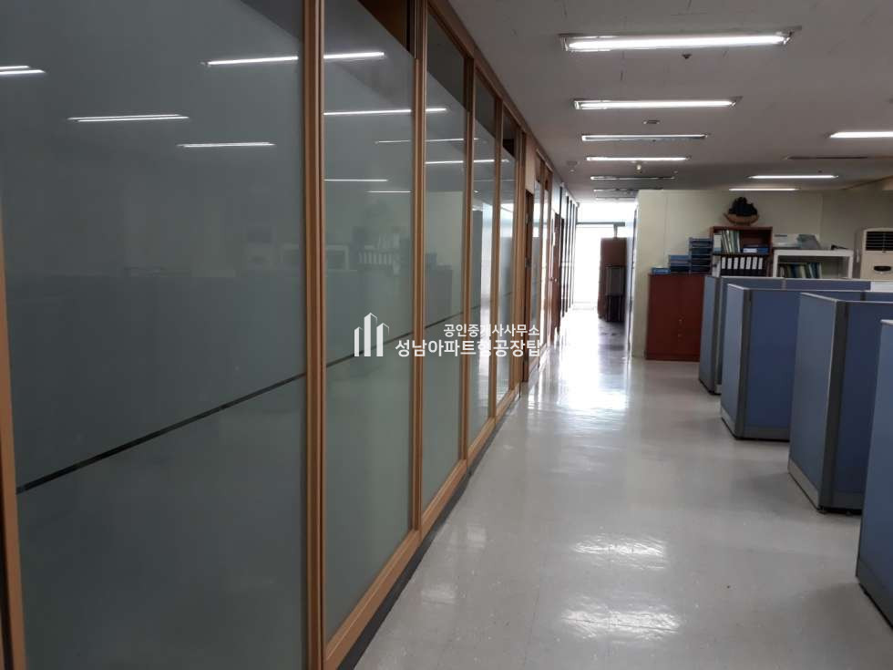 경기 성남중원구 상대원동 성남 포스테크노[54평 임대]성남아파트형공장 월세 매물번호 10078 사진 1