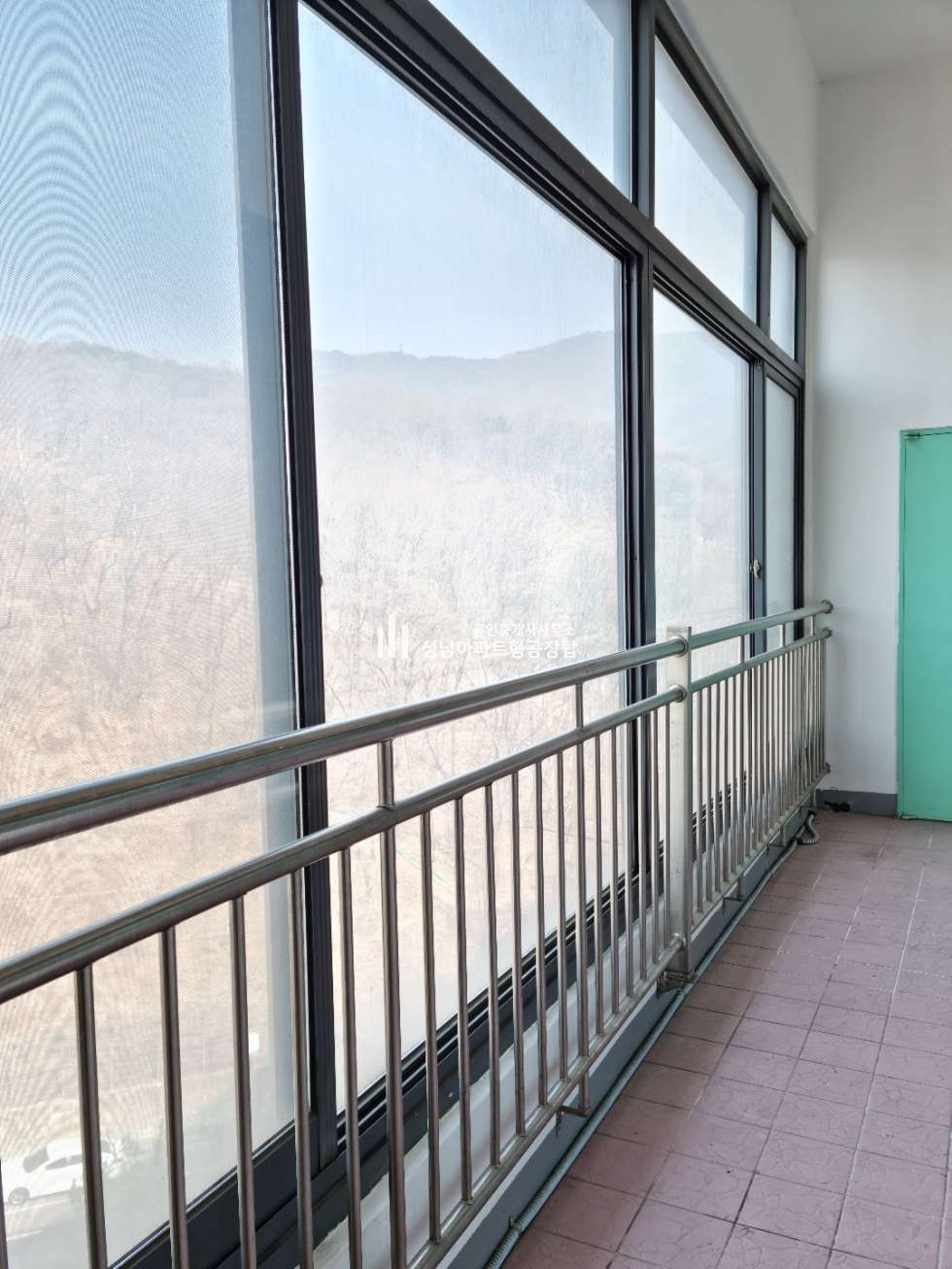 경기 성남중원구 상대원동 [36평 임대] 가성비 좋고 개방감 있는 기본호실 성남아파트형공장 월세 매물번호 10086 사진 3