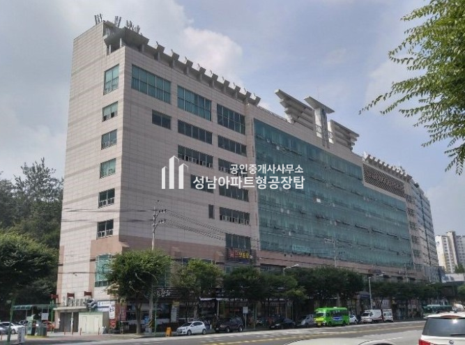 경기 성남중원구 상대원동 가성비[15평 임대]성남아파트형공장/성남지식산업센터 월세 매물번호 10147 사진 1