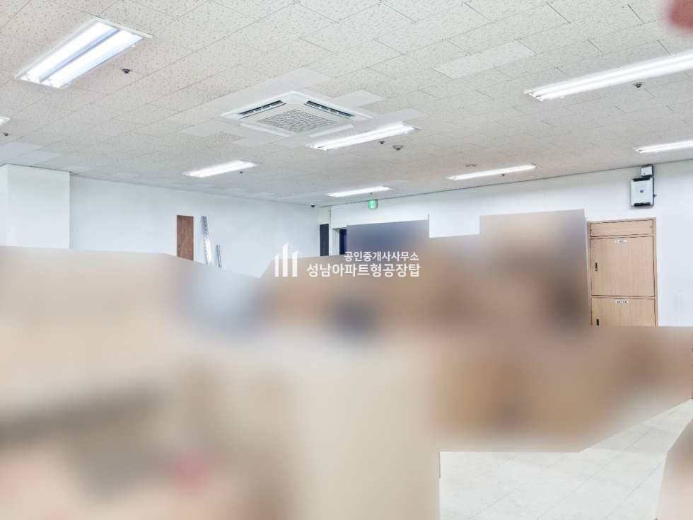 경기 성남중원구 상대원동 공단초입 코너호실 35평 지식산업센터 월세 매물번호 10168 사진 2