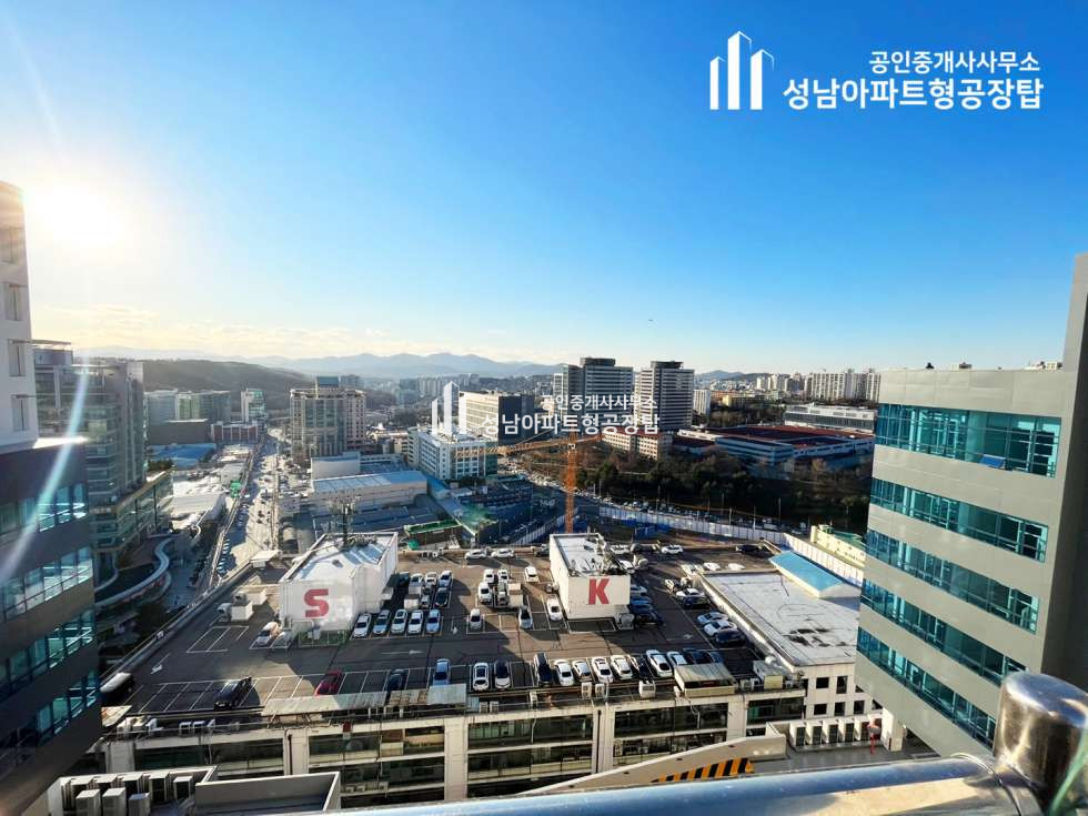 경기 성남중원구 상대원동 잔용 [106 평] 대형 사무실 · 제조공장 등등 추천 무료주차 4대 월세 매물번호 10234 사진 1