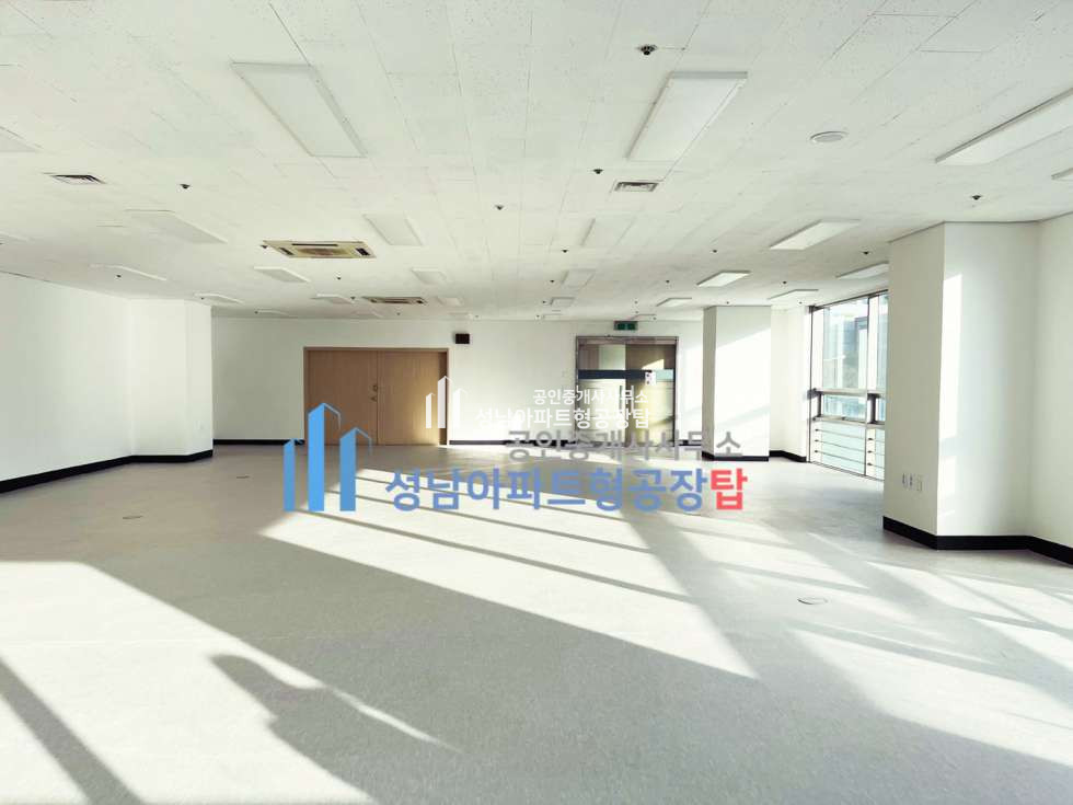 경기 성남중원구 상대원동 임대 [전용 80 ] ☆ 코너호실 · 물류용이· 깔끔내부 월세 매물번호 10217 사진 3
