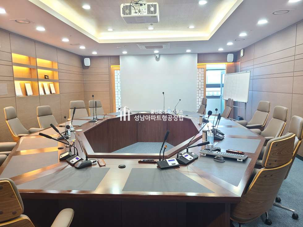 경기 성남중원구 상대원동 성남SKV1타워 인테리어 완벽한 대형사무실 ,연구실, 대회의실, 세미나실 매매 매물번호 10421 사진 13