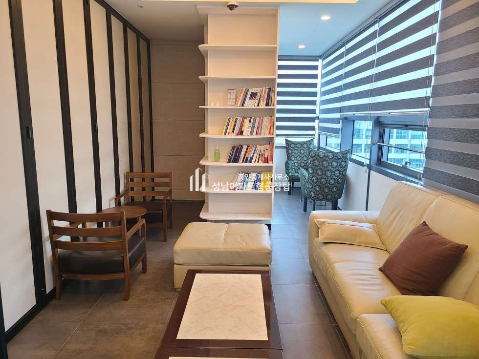 경기 성남중원구 상대원동 성남SKV1타워 인테리어 완벽한 대형사무실 ,연구실, 대회의실, 세미나실 매매 매물번호 10421 사진 14