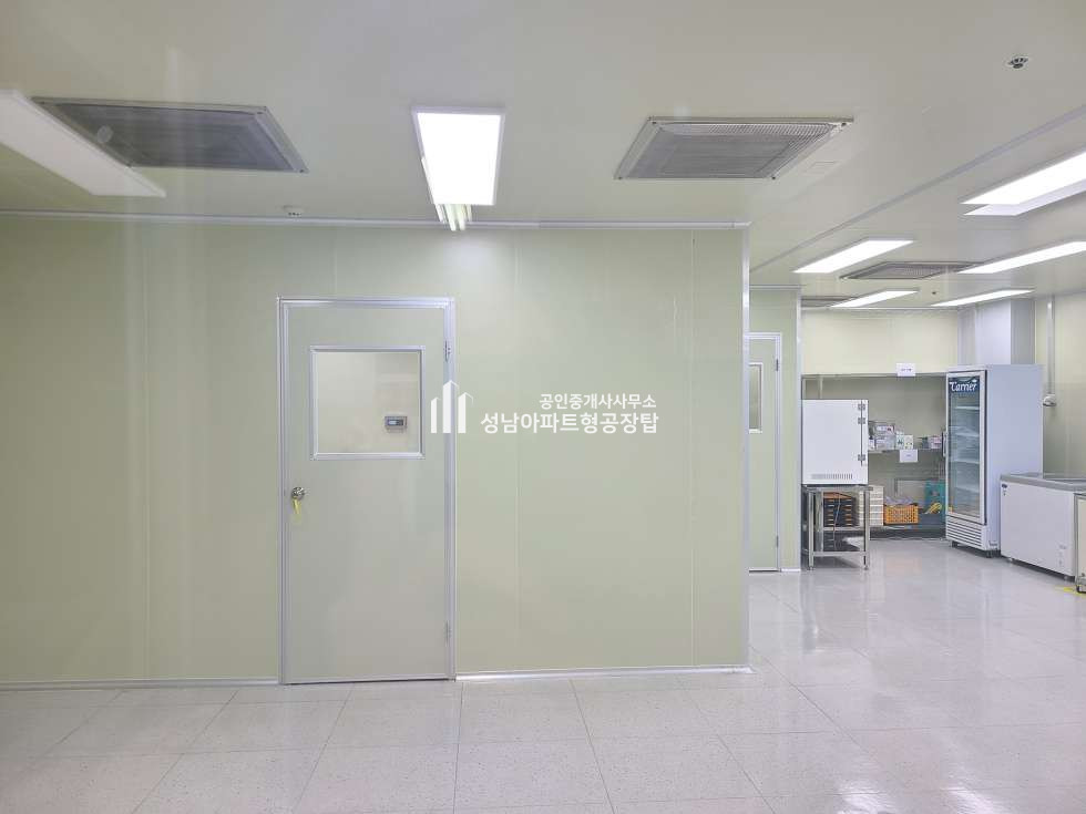 경기 성남중원구 상대원동 전용 54평 크린룸 완비 제조,공장허가 가능 호실! 월세 매물번호 10288 사진 4