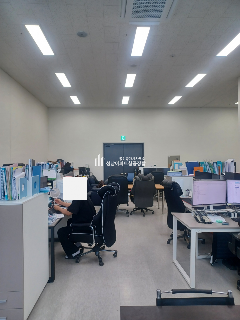 경기 성남중원구 상대원동 신축 ) 전용 54.5P, 층고4M, 공장등록,화물엘베 인접호실 월세 매물번호 10461 사진 2