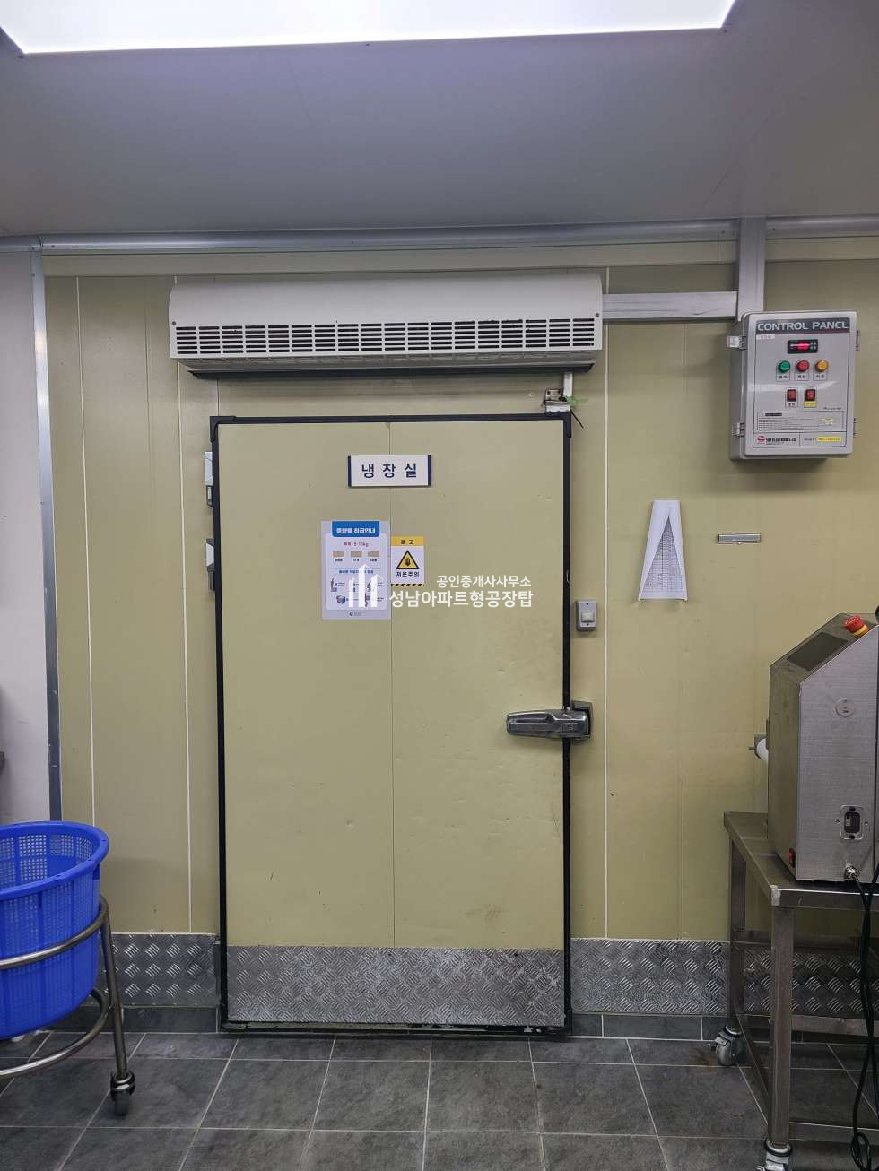 경기 성남중원구 상대원동 120평 깨끗한 시설 있는 식품공장 , 해당층에서 바로 하역가능 월세 매물번호 10493 사진 5