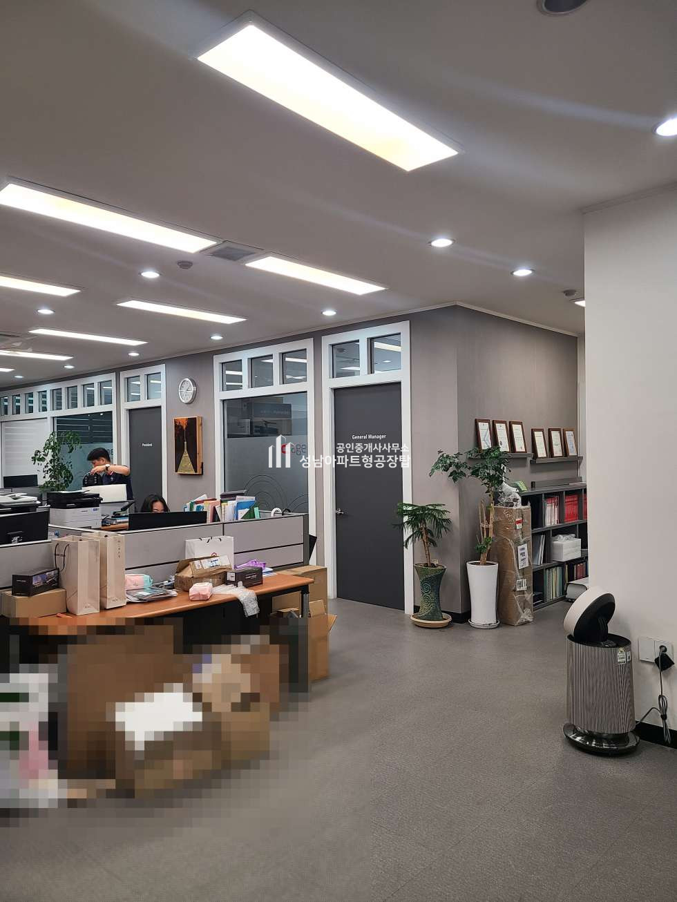 경기 성남중원구 상대원동 전용91.4P,공장등록가능, 세련된 룸 인테리어,해당층 주차로 상하역편리 월세 매물번호 10476 사진 2