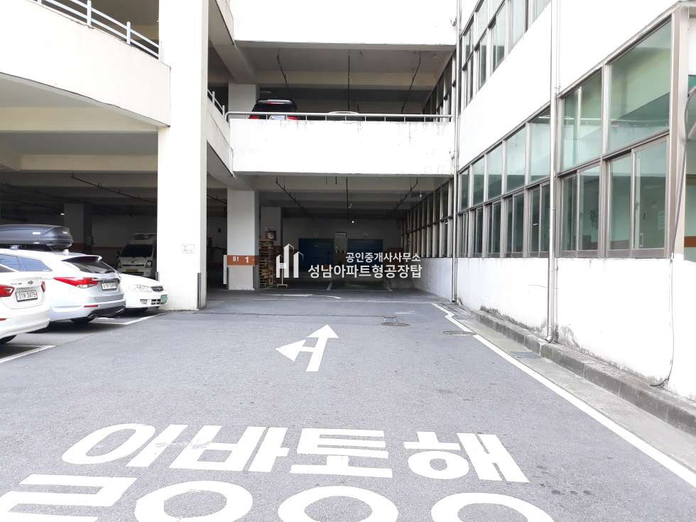 경기 성남중원구 상대원동 전용91.4P,공장등록가능, 세련된 룸 인테리어,해당층 주차로 상하역편리 월세 매물번호 10476 사진 6