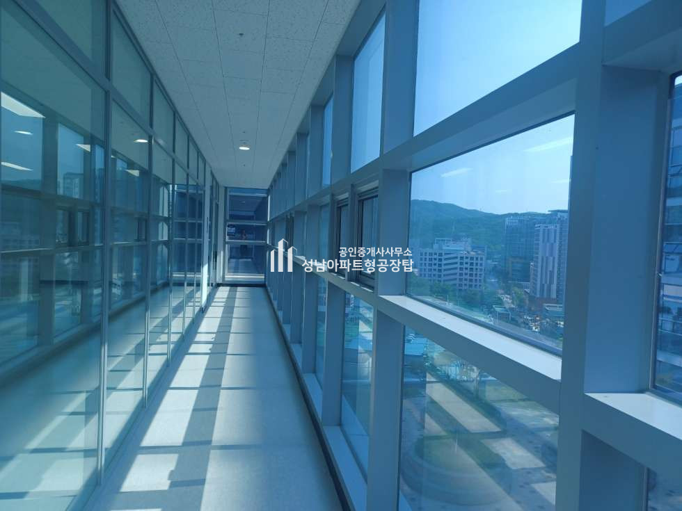 경기 성남중원구 상대원동 신축)전용30평 , 성남센트럴비즈2차 , 코너호실, 채광 및 개방감 굿 매매 매물번호 10481 사진 4